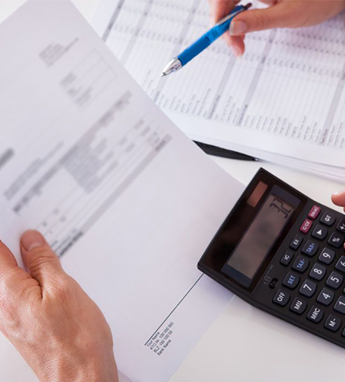 financial-advisor-51